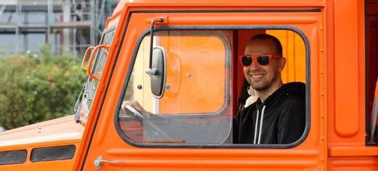 Orange Movers moving crew